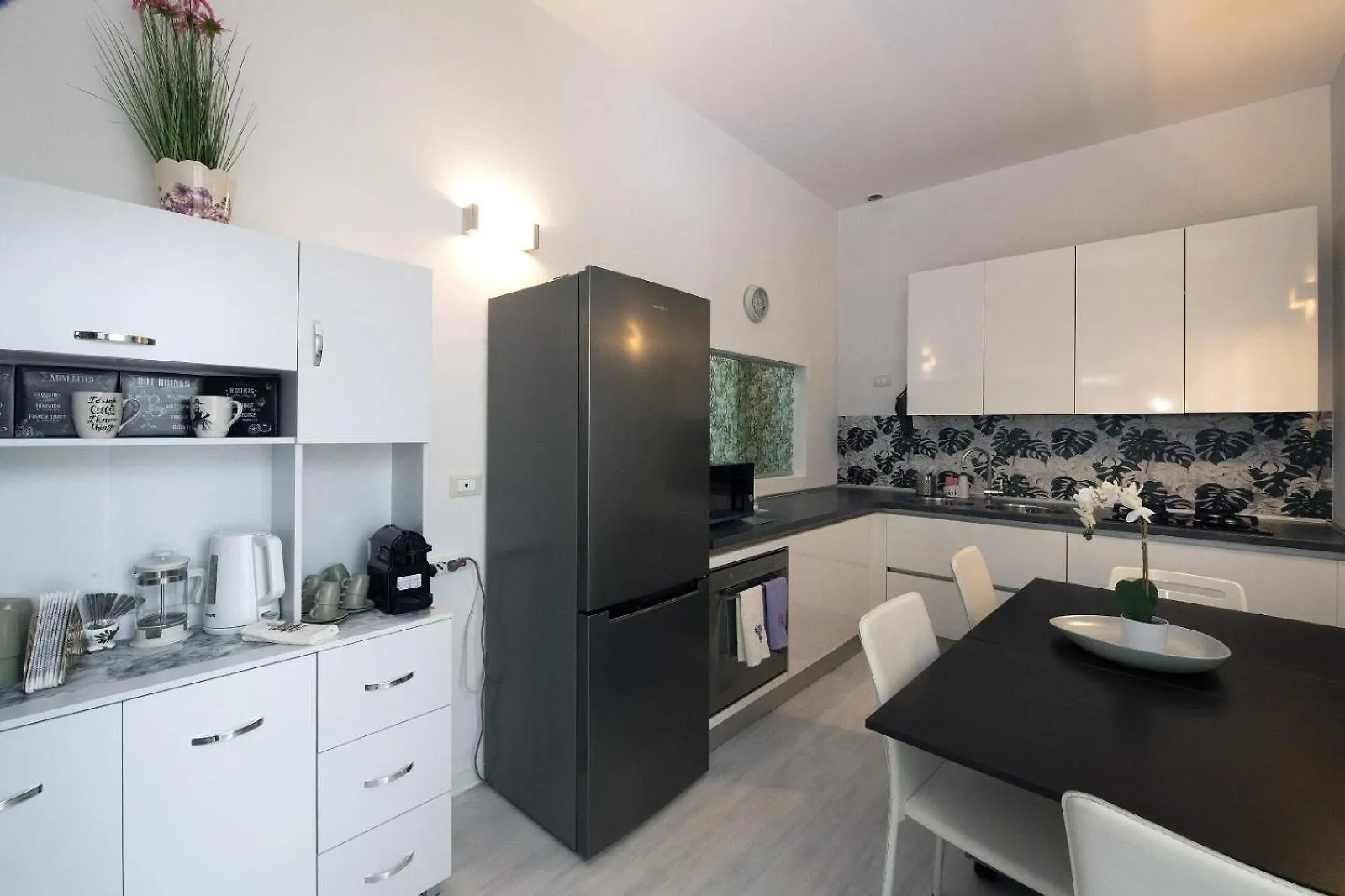 Amazing Serenity Flat For 7, Ac, Historic Center Faenza 0*,  Ιταλία