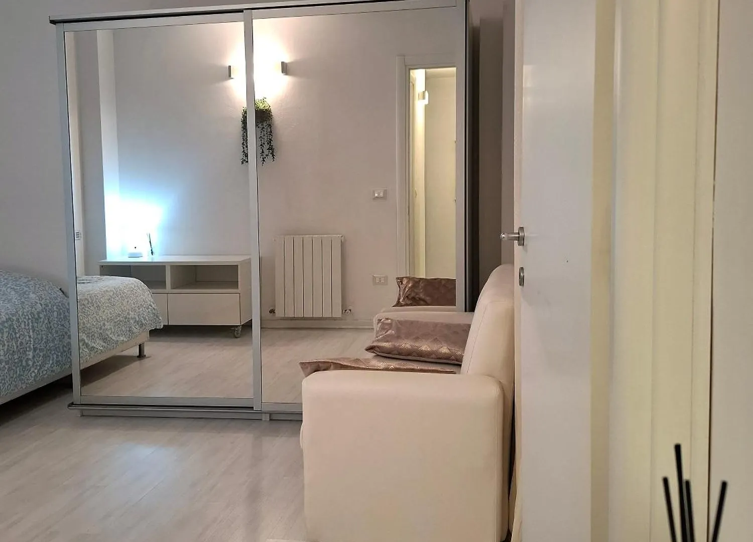 Amazing Serenity Flat For 7, Ac, Historic Center Faenza Διαμέρισμα