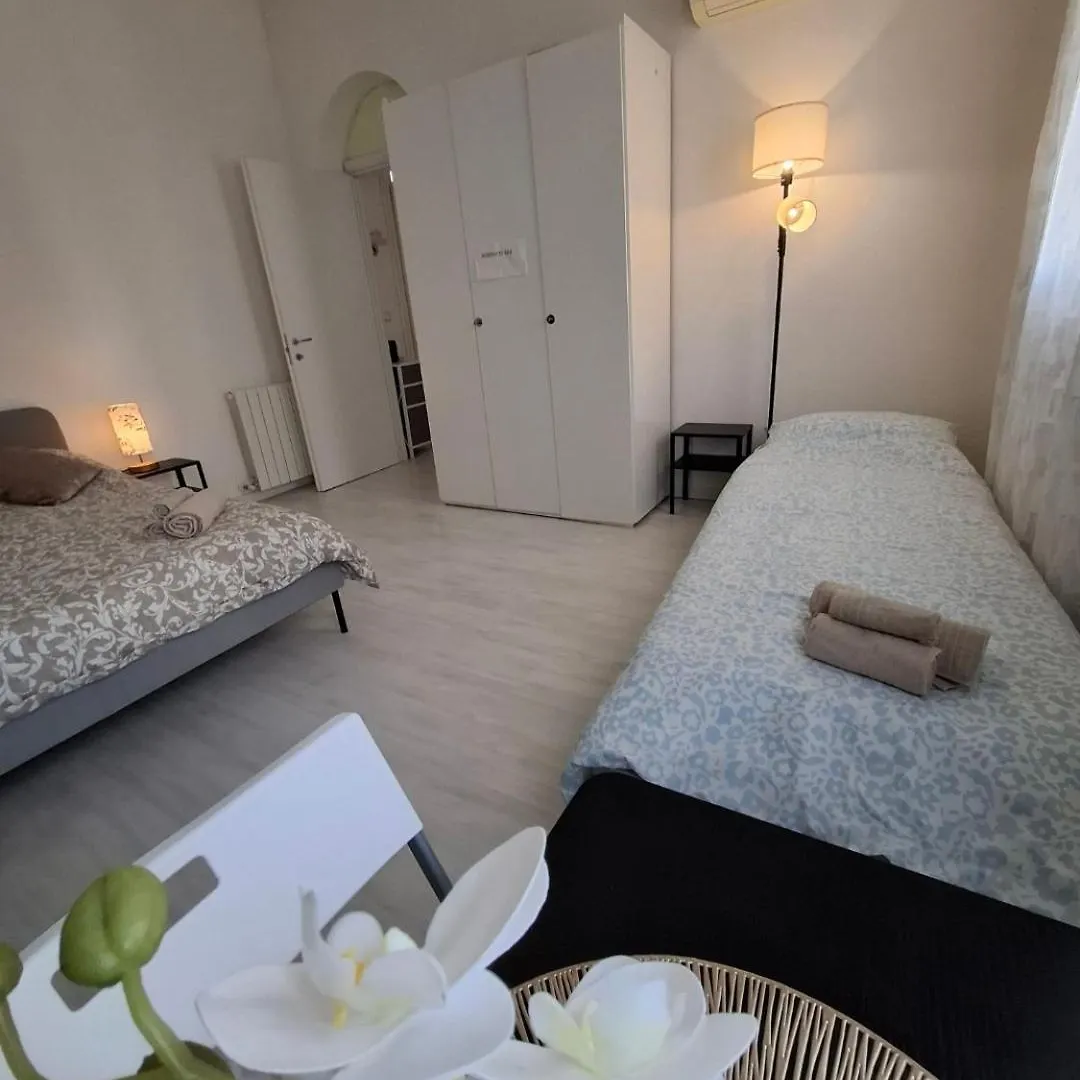Διαμέρισμα Amazing Serenity Flat For 7, Ac, Historic Center Faenza Ιταλία
